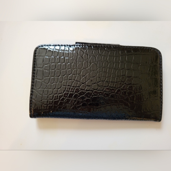 Nine West Black Patent Wallet NWOT - Picture 4 of 10